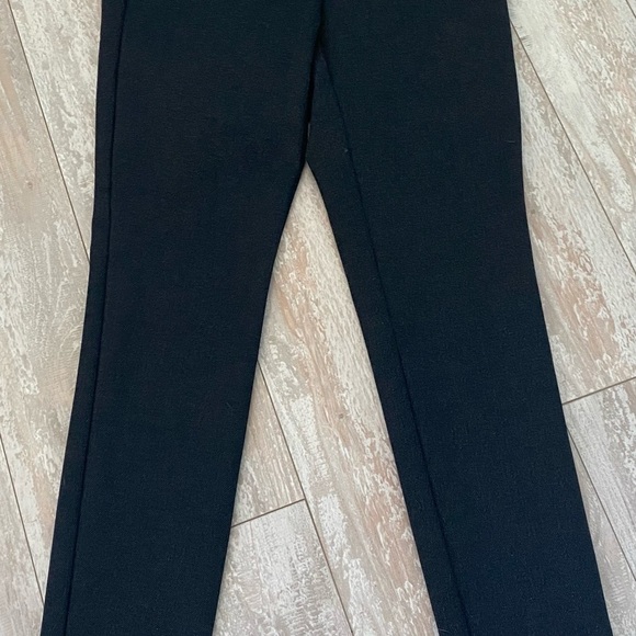 Calvin Klein Straight Leg Pants Size 4 Gray Pockets Front and Back EUC - Picture 4 of 7